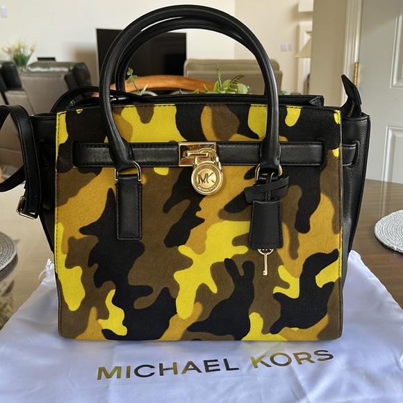Michael Kors Hamilton traveler bag, New - Picture 1 of 7